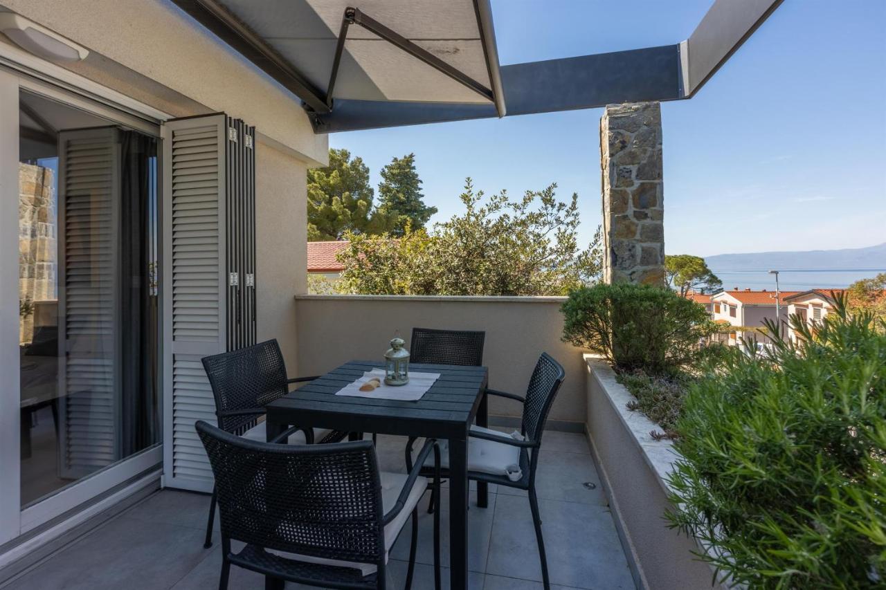 Apartment Vito Нивице Екстериор снимка